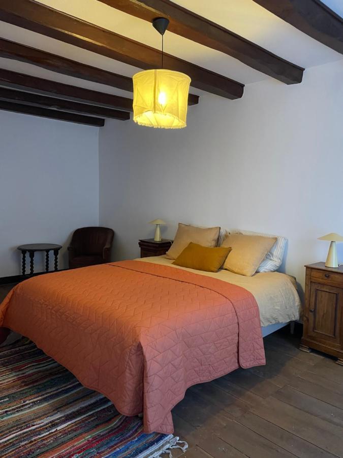 Auberge Du Boisne Villebois-Lavalette Екстериор снимка